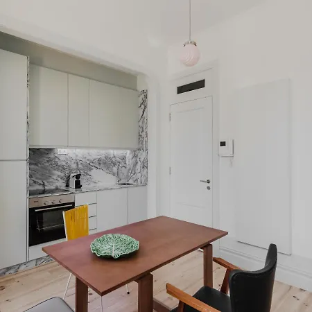 Charming Camoes In With Ac & Wi-fi Lejlighed Porto