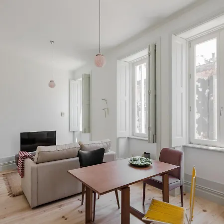 Charming Camoes In With Ac & Wi-fi Apartment Porto
